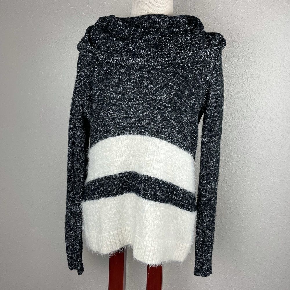 NWOT Bass Cowl Neck Sweater